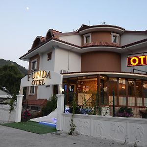 Funda Hotel